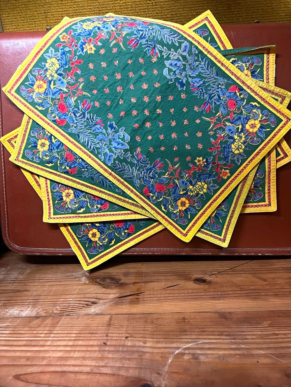 Vintage Williams Sonoma Provence Placemats Set of 4 Green Floral French Country